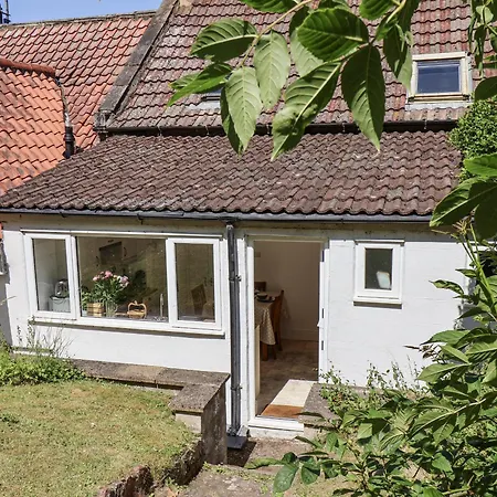 Rigg Cottage, Mount Pleasant ويتبي