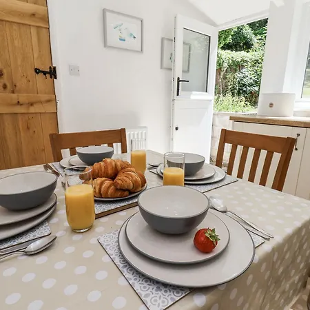 Rigg Cottage, Mount Pleasant 펜션 *